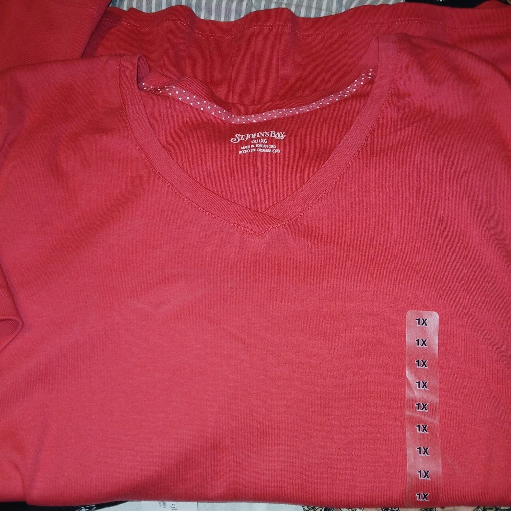 St. John's Bay Women's‎ Pink V-neck Short Sleeve Cotton T-shirt Top Size 1X NWT!